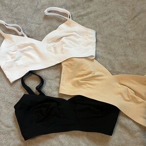 Bundle of 3 womens Shapermint essentials smoothing comfort wireless bras- small